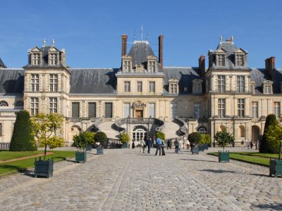 Pourquoi nous ne signerons pas le « plan social » de liquidation des Archives nationales de Fontainebleau